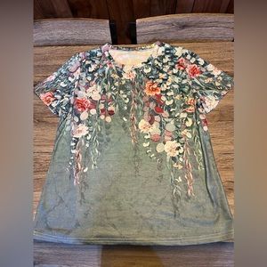 WILLING TO BUNDLE — SHEIN Floral Top, Size Large
